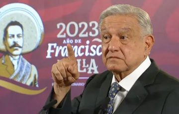 AMLO responde a ministros que rechazan su elección por voto popular