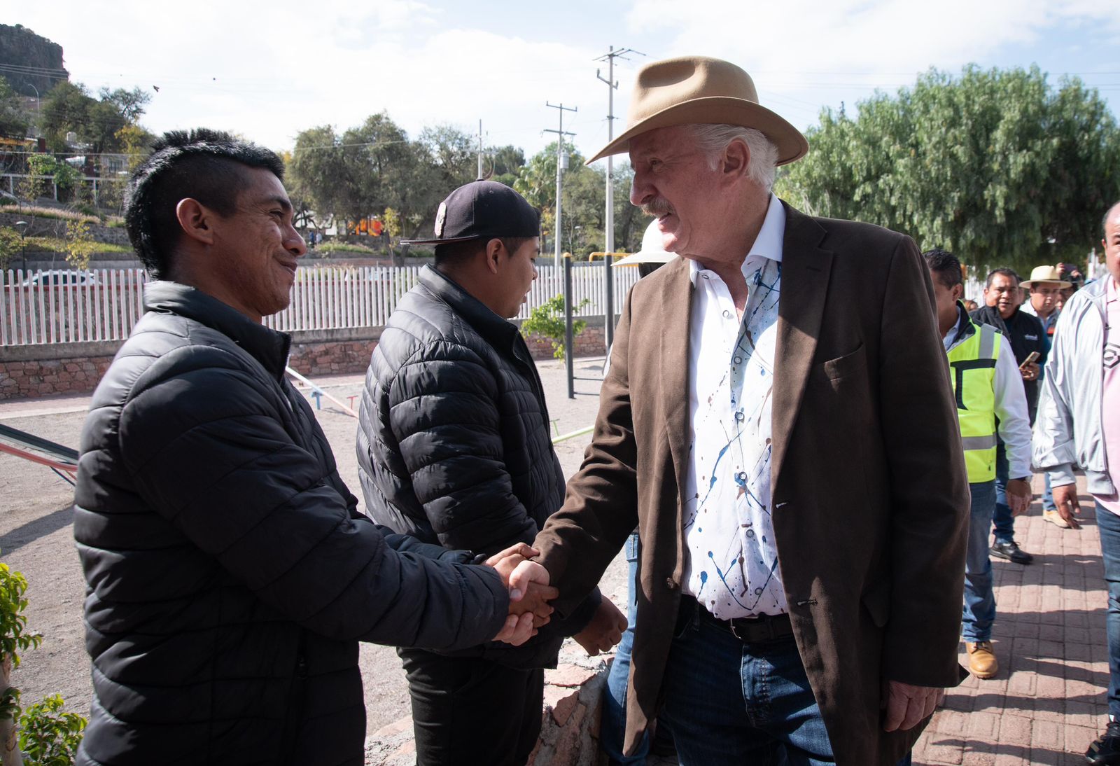 Enrique Vega Encabeza Arranque De Obras En La Ca Ada