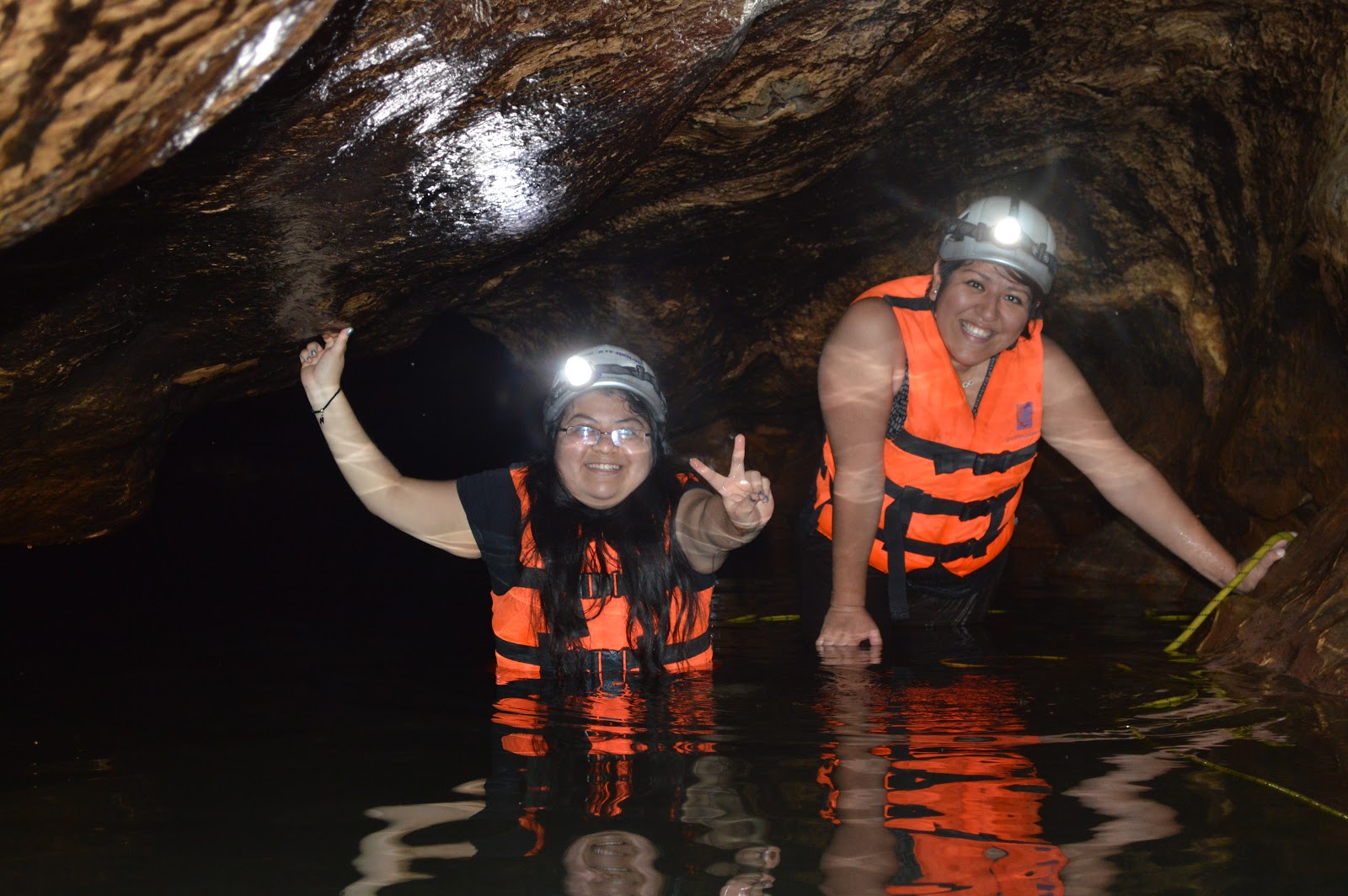 gruta jalpan - cuave del diablo - presa jalpan - sierra gorda - reserva de la biosfera - cuatrimtos - tours - pueblo magico - recorridos turisticos - pinal de amoles - www.aventurate.mx (4)