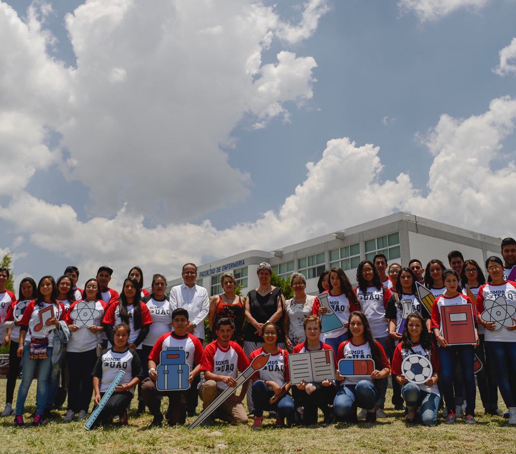 Dan bienvenida a alumnos de UAQ