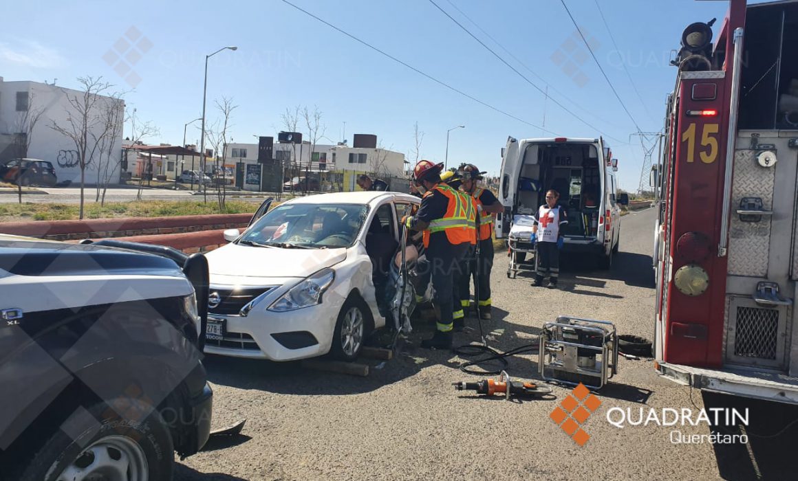 Provoca Accidente En B. Peñaflor Y Huye; 1 Herido