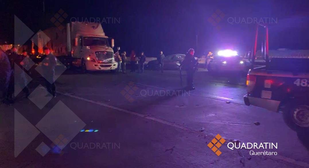 Tráiler sin frenos provoca carambola en la México-Querétaro, un muerto ...