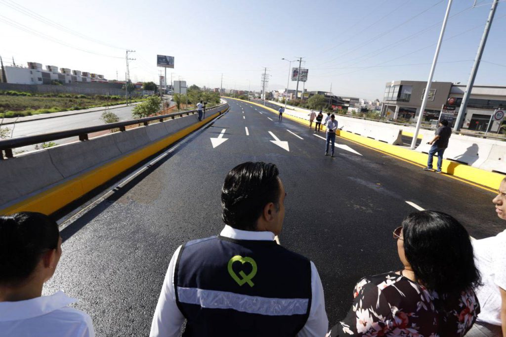 Abren Paso Superior Vehicular De Bernardo Quintana Con San Pedro Mártir