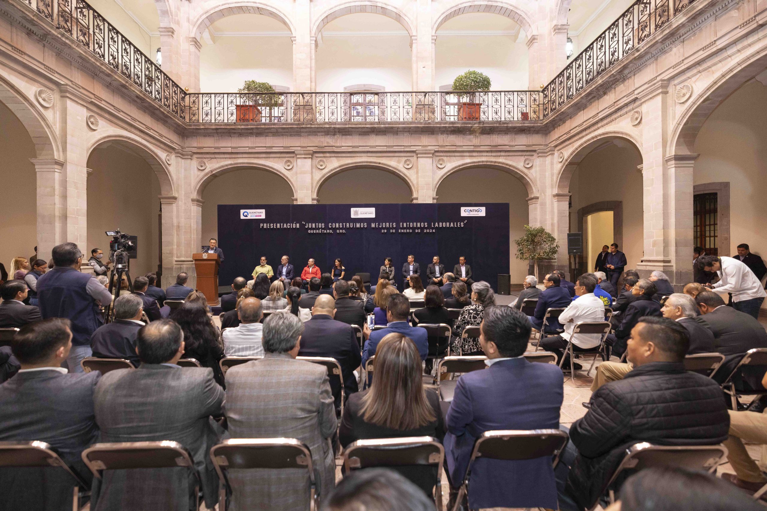Encabeza Kuri instalación de la Asamblea Juntos Construimos Mejores ...