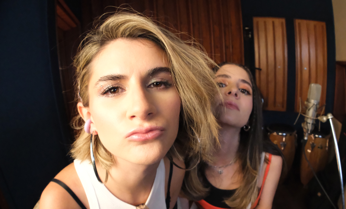 Charry Cristina Charry y Ana Sanz viven en su Planeta