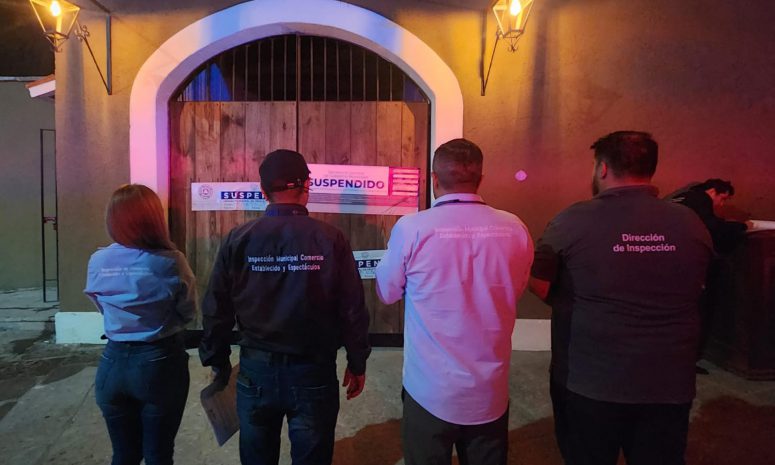 Clausuran corrida de toros en El Salitre