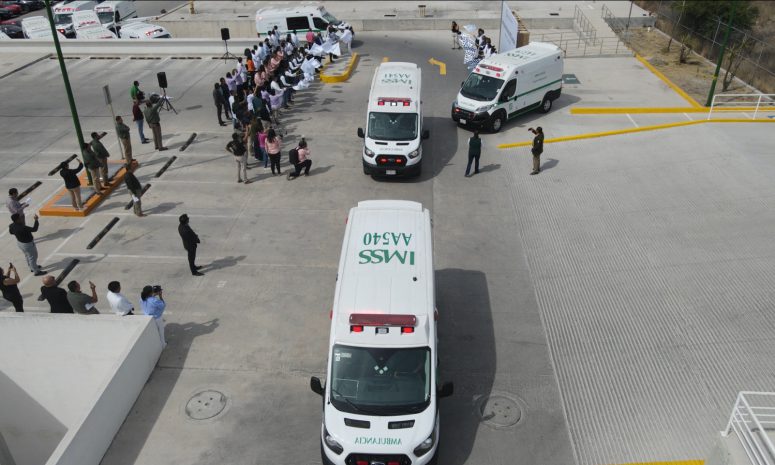 Entrega IMSS Querétaro 14 ambulancia nuevas