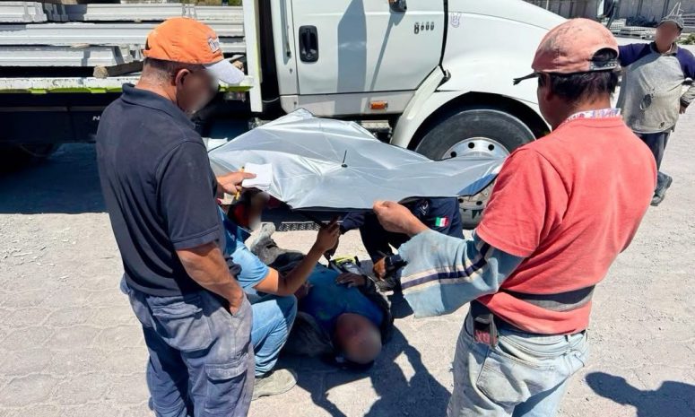 Trabajador cae de montacargas en casa de materiales en Chichimequillas