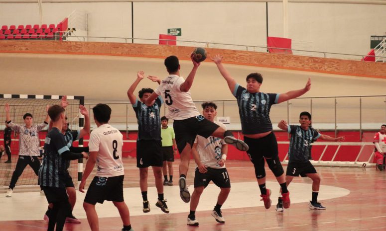 Dos jugadores queretanos de Handball convocados a la selección mexicana