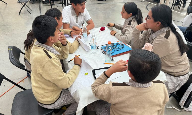 Amealco y Jalpan brillan en Olimpiada de Lenguaje estatal
