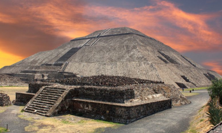 Quieren abrir el ascenso a la Pirámide del Sol previo al Mundial 2026