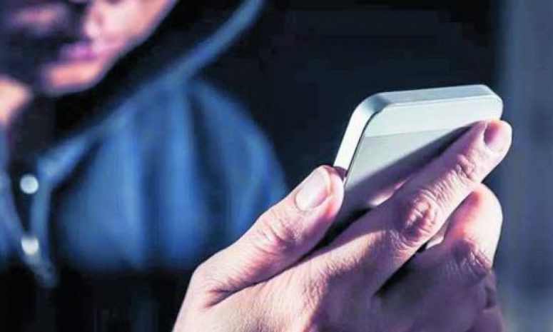 Exnovios, quienes más delinquen al difundir imágenes íntimas de mujeres