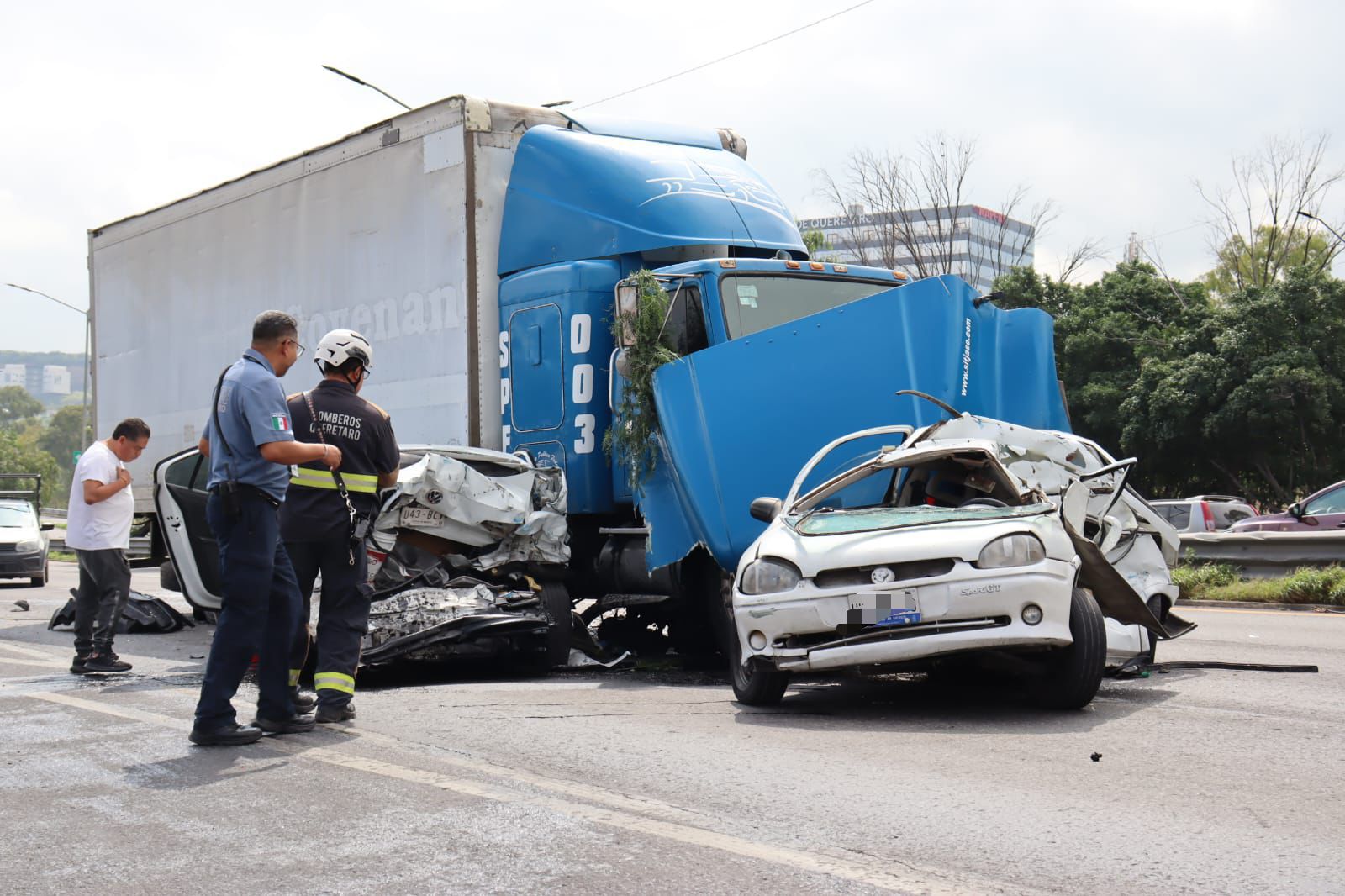 10 heridos y un muerto deja carambola en la Cuesta China - Quadratin ...