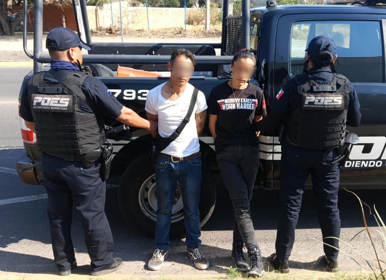 Pareja detenida en Paseos del Bosque por robo de teléfono celular ...