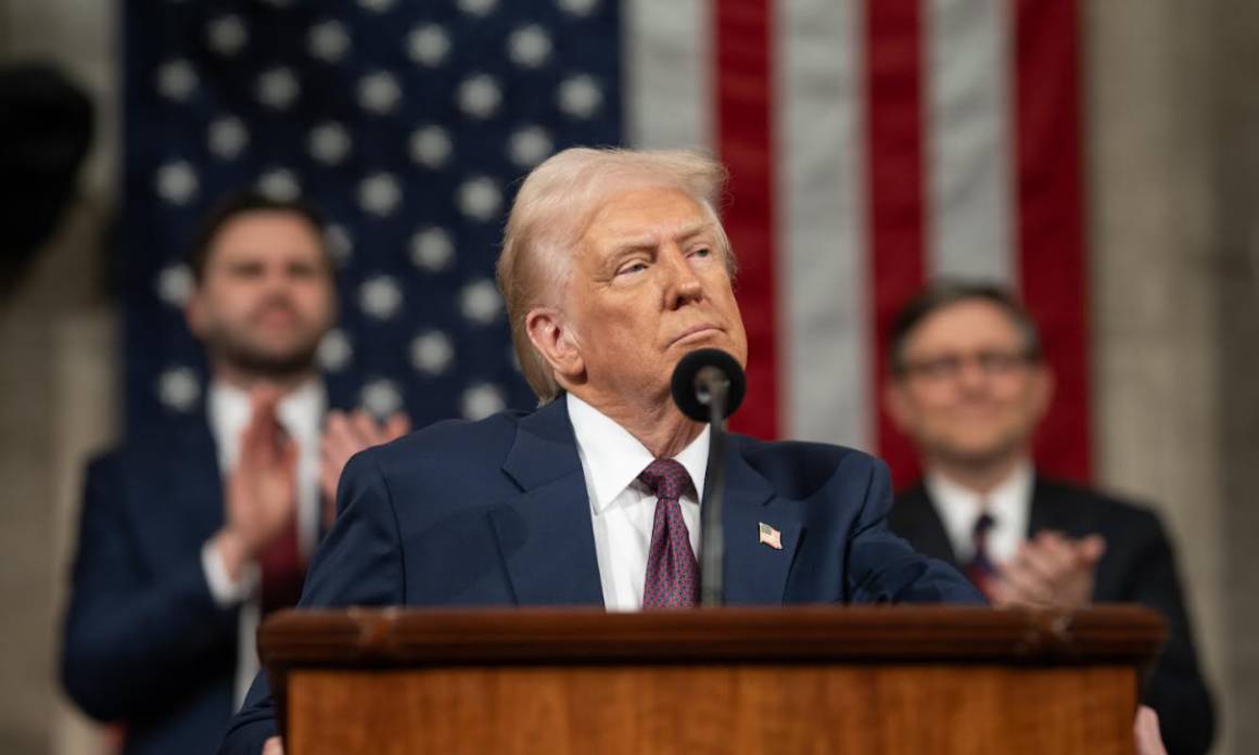 US president raises greater pressure against cartels