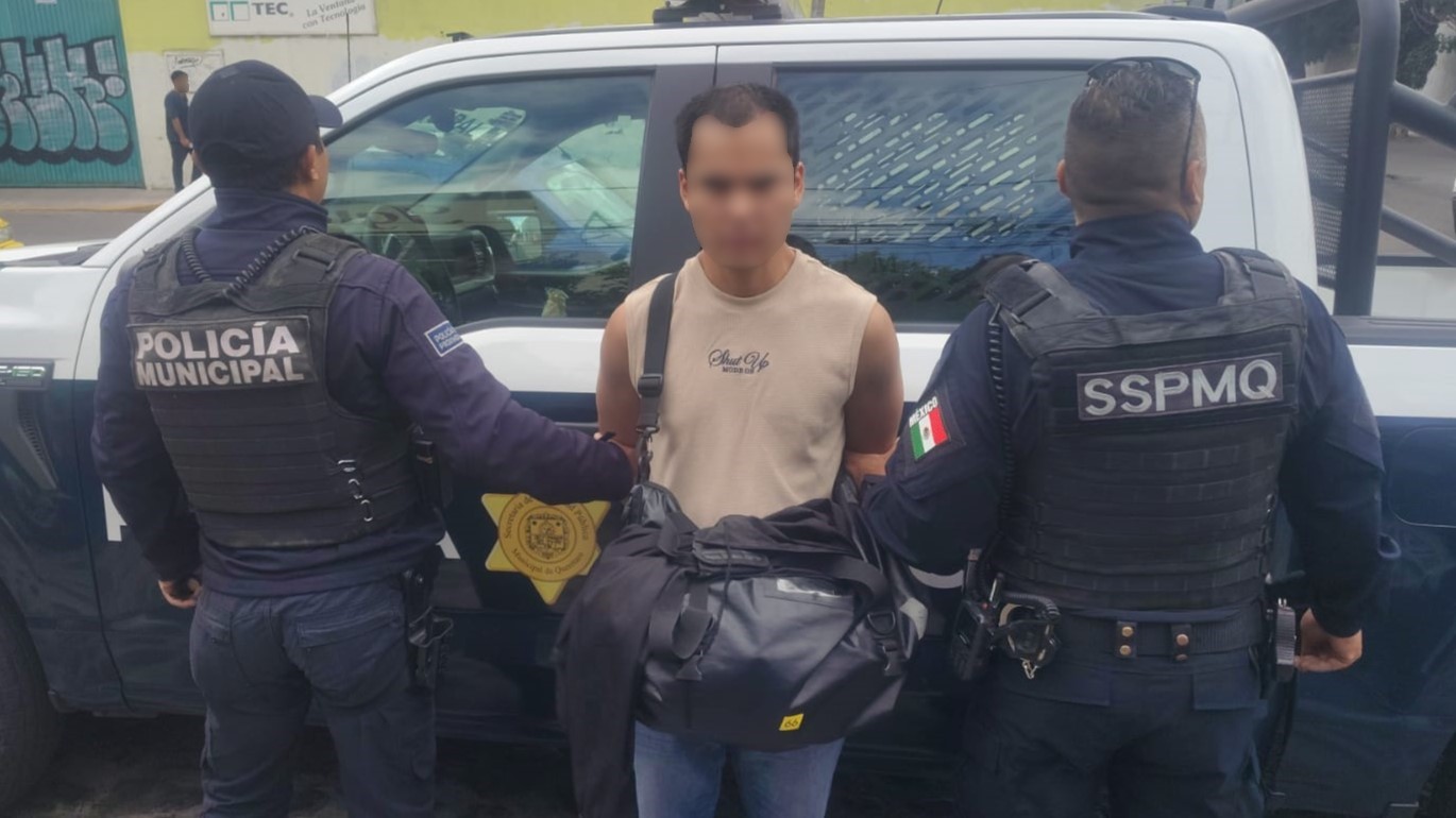 They arrest a motorcyclist with an irregular circulation permit in Querétaro