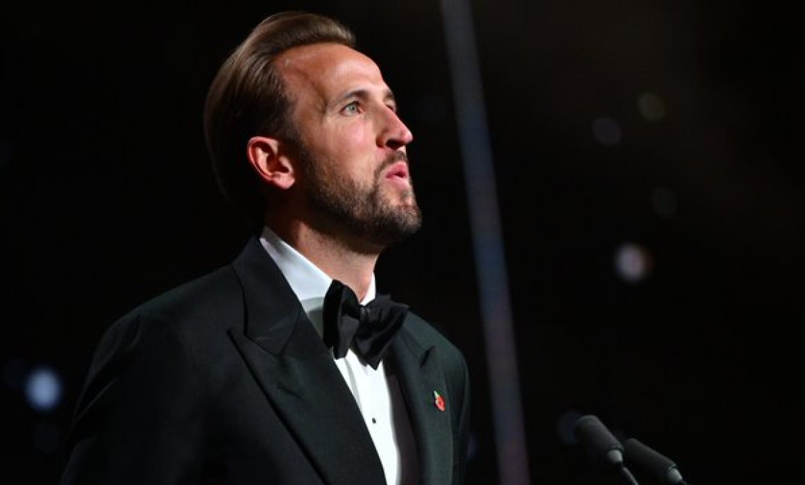 Harry Kane is awarded the 2026 Ballon d'Or