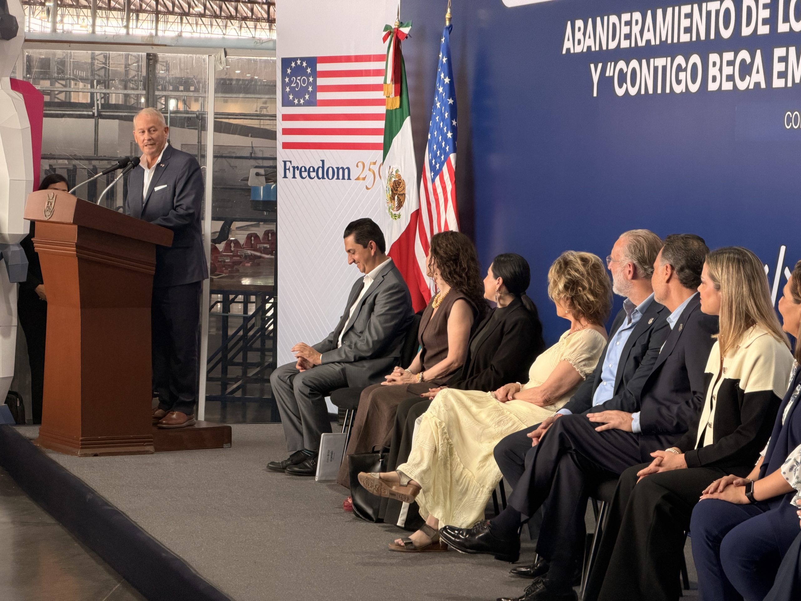 US Ambassador highlights educational alliance with Querétaro