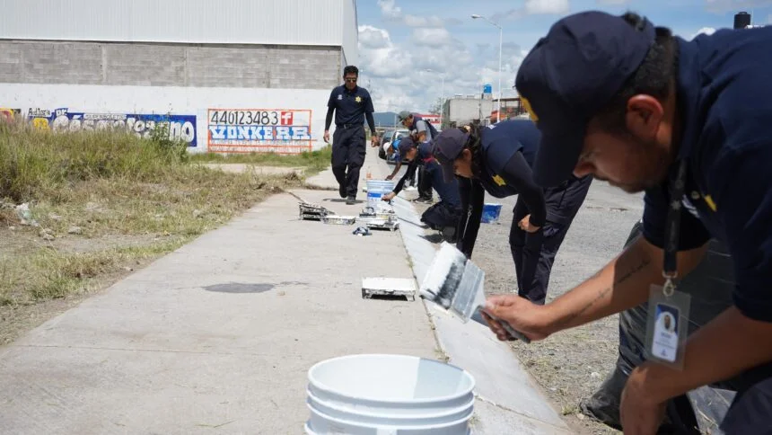 Offenders carry out community work in Querétaro